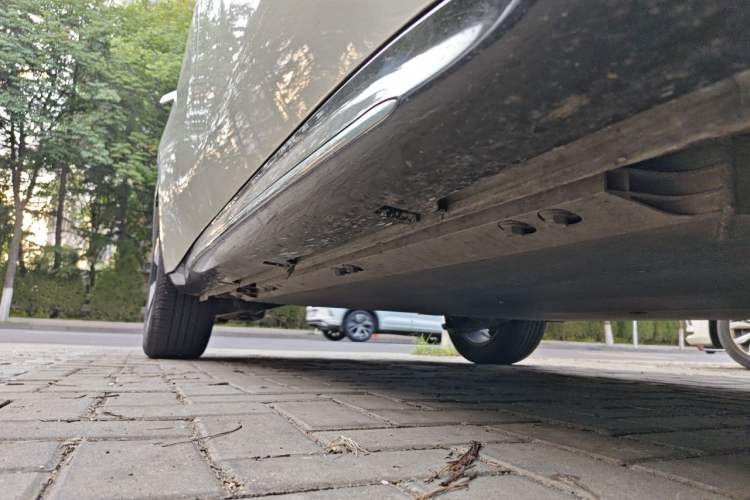 Used Baojun Cloud 2023 460 Pro Chassis Front Right