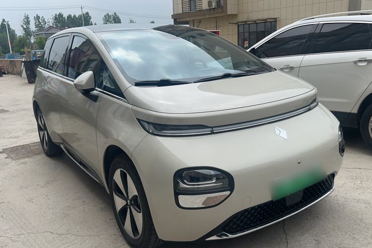 Used Baojun Cloud 2023 460 Max Exterior 5