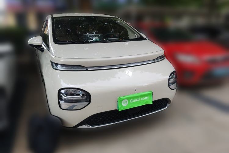 Used Baojun Cloud 2023 460 Pro Front Right 45 Deg