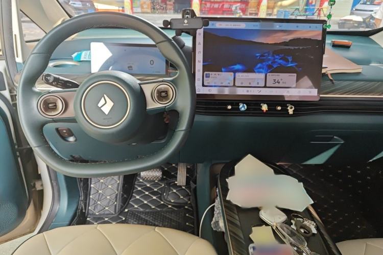Used Baojun Cloud 2023 460 Pro Interior 2