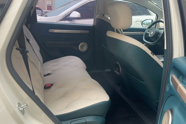 Used Baojun Cloud 2023 460 Max Interior 2