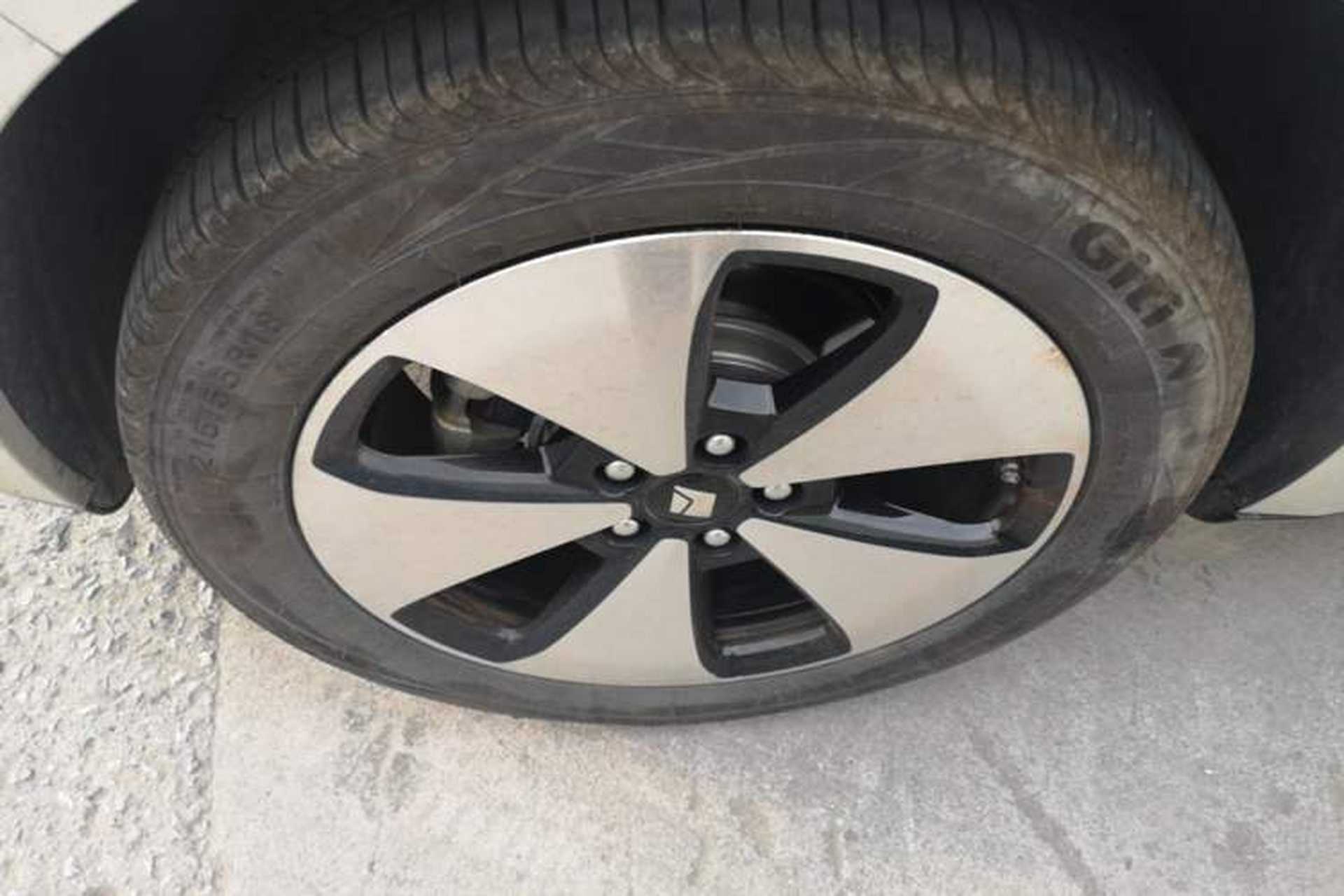 Used Baojun Cloud 2023 460 Max Lingxi Version Right Rear Wheel Hub