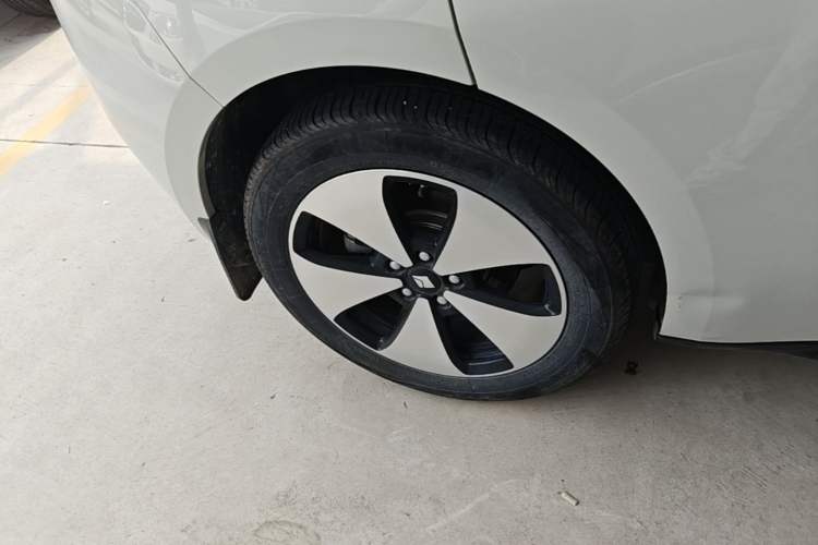 Used Baojun Cloud 2023 460 Pro Right Rear Wheel Hub