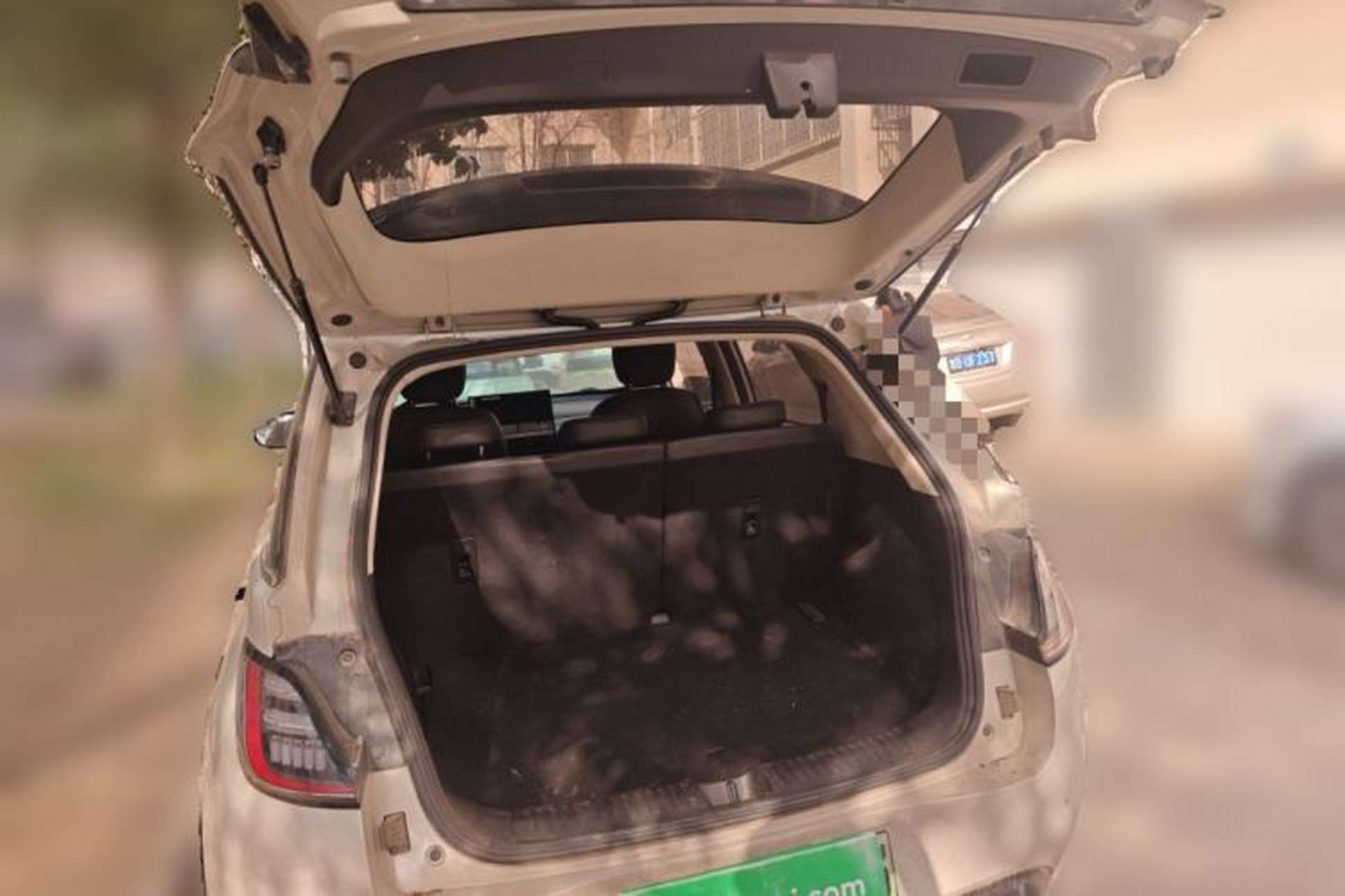 Used Baojun Cloud 2023 460 Pro Trunk