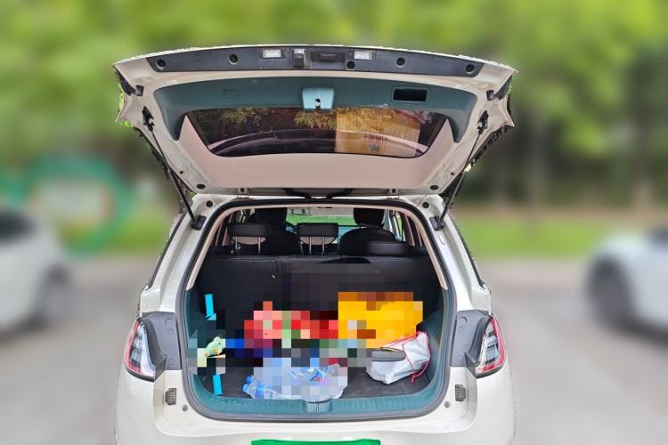 Used Baojun Cloud 2023 460 Pro Trunk
