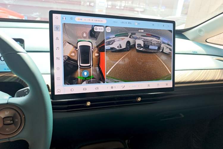 Used Baojun Cloud 2023 460 Pro Audio And AC Panel