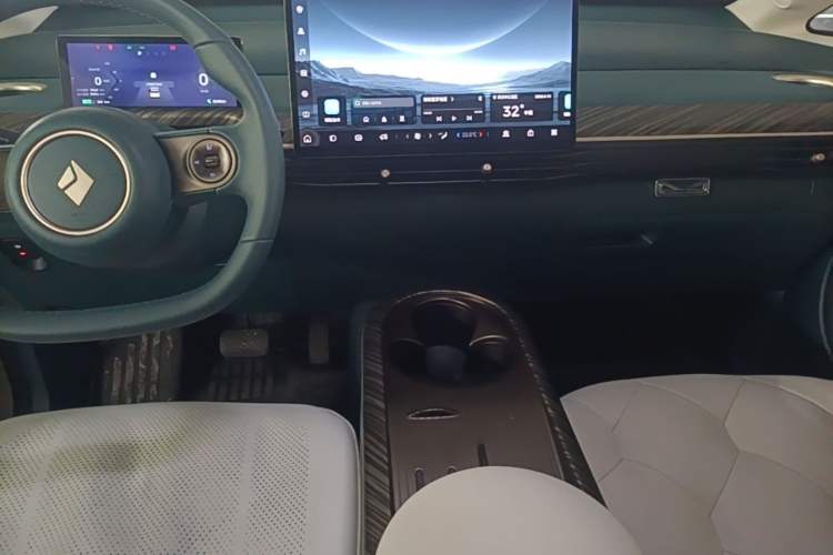 Used Baojun Cloud 2023 460 Pro Lingxi Version Audio And AC Panel