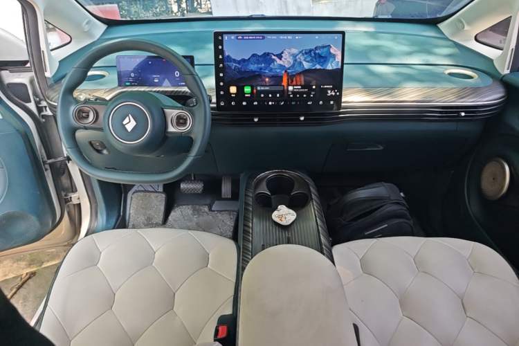 Used Baojun Cloud 2023 460 Max Center Console