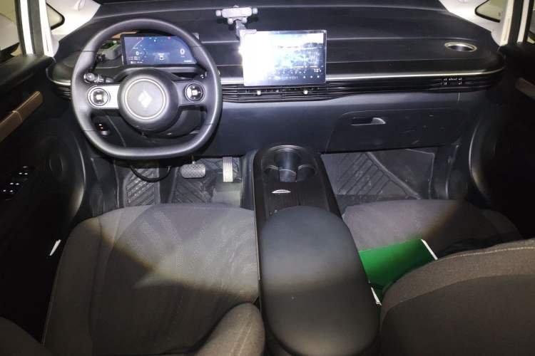 Used Baojun Cloud 2023 460 Plus Operational Exclusive Edition Center Console