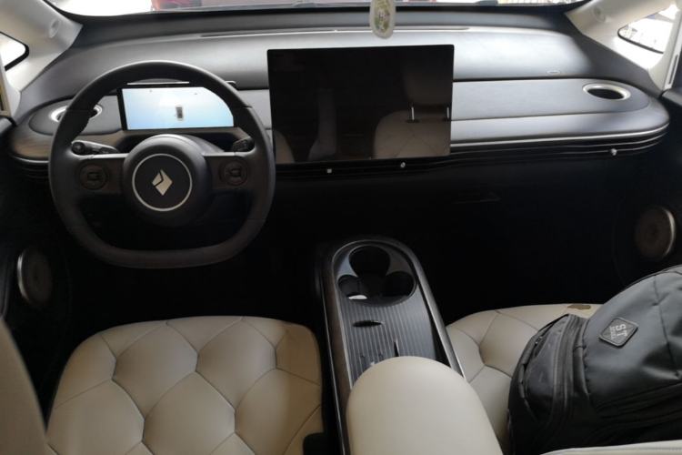 Used Baojun Cloud 2023 460 Max Center Console