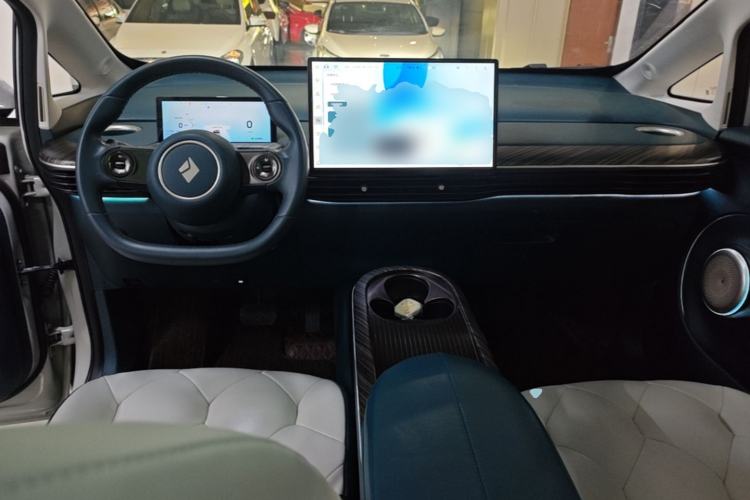 Used Baojun Cloud 2023 460 Max Center Console