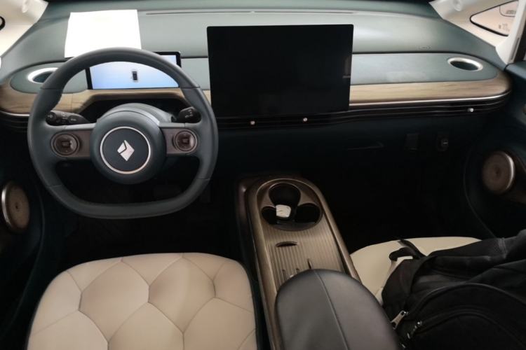 Used Baojun Cloud 2023 460 Max Lingxi Version Center Console