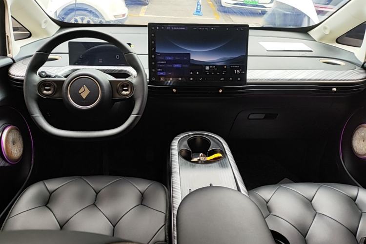Used Baojun Cloud 2023 460 Max Center Console