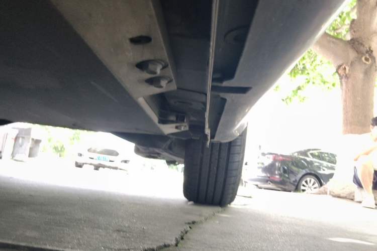 Used Baojun Cloud 2023 460 Max Chassis Front Left