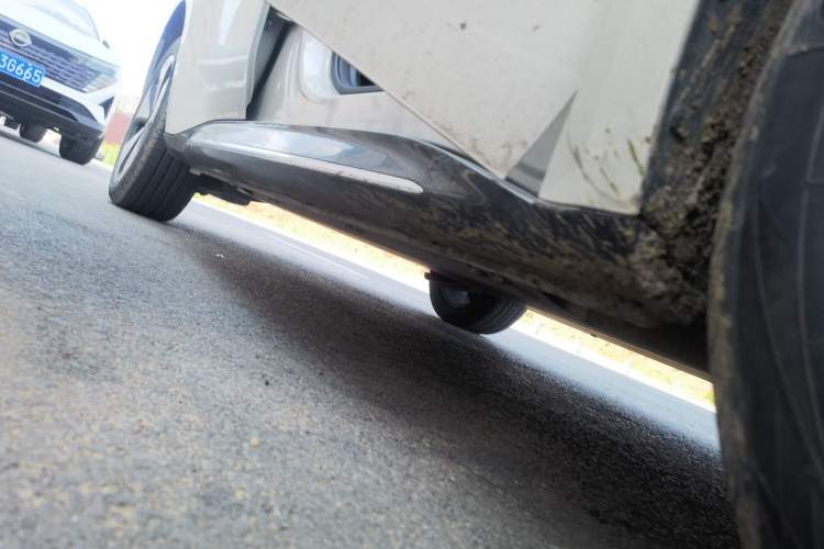 Used Baojun Cloud 2023 460 Pro Chassis Front Right