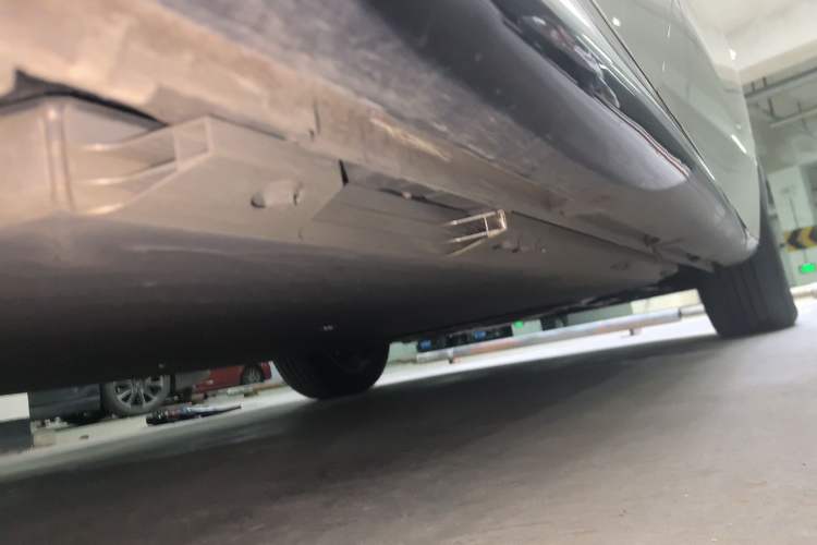 Used Baojun Cloud 2023 460 Max Lingxi Version Chassis Rear Right