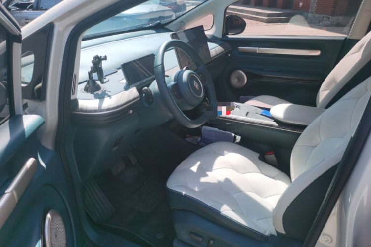 Used Baojun Cloud 2023 460 Pro Driver Seat