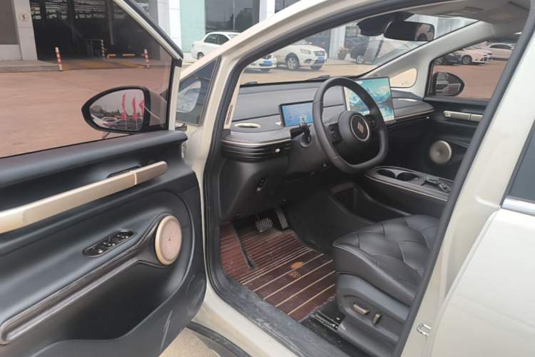 Used Baojun Cloud 2023 460 Max Driver Seat