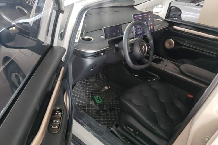 Used Baojun Cloud 2023 460 Max Driver Seat
