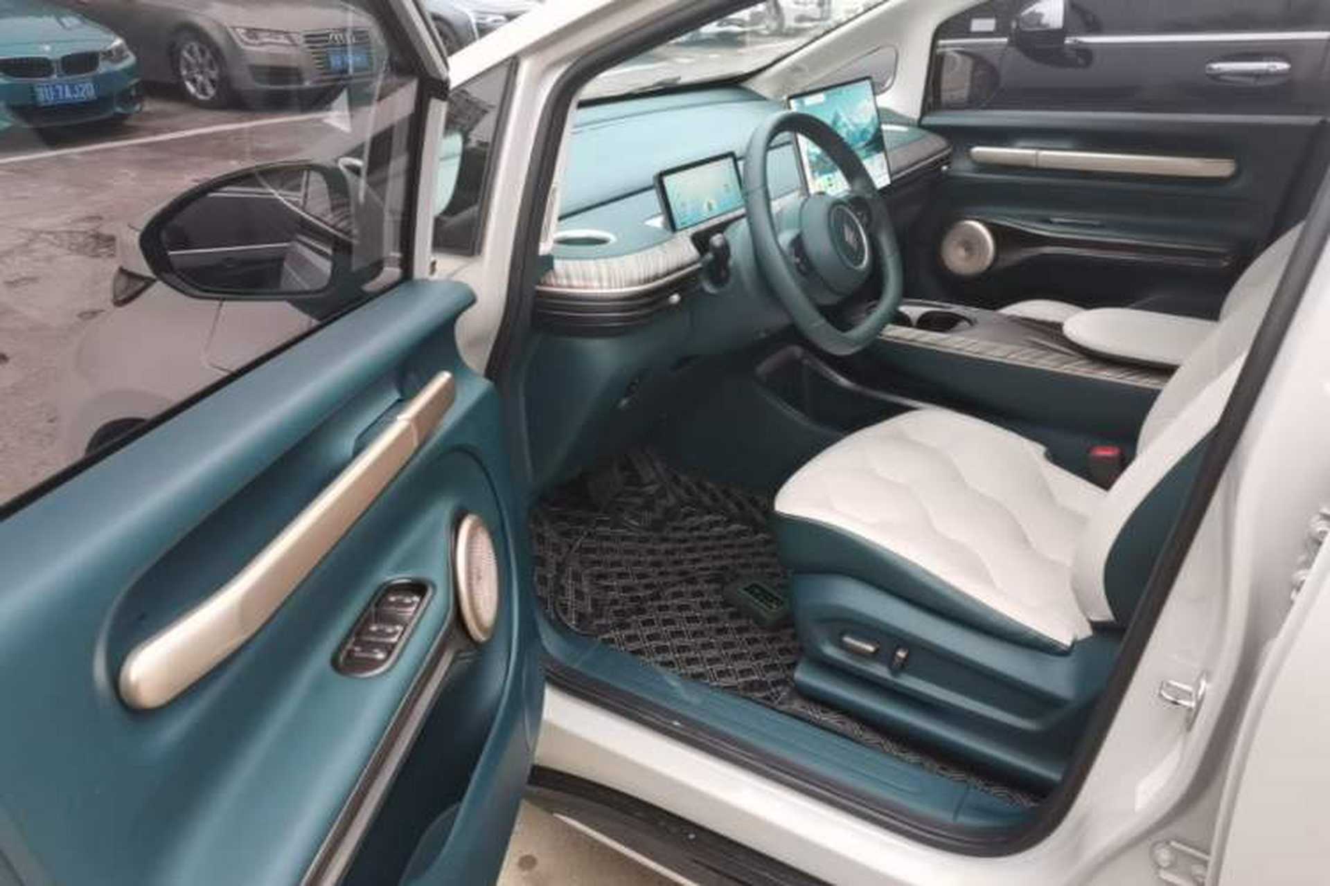 Used Baojun Cloud 2023 460 Pro Driver Seat