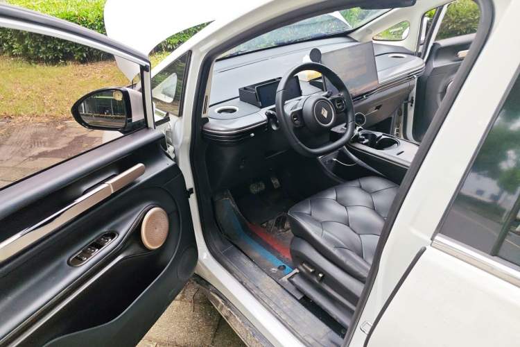 Used Baojun Cloud 2023 460 Pro Driver Seat