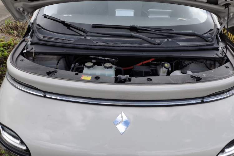 Used Baojun Cloud 2023 460 Max Lingxi Version Engine Bay