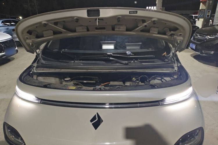 Used Baojun Cloud 2023 360 Plus Engine Bay