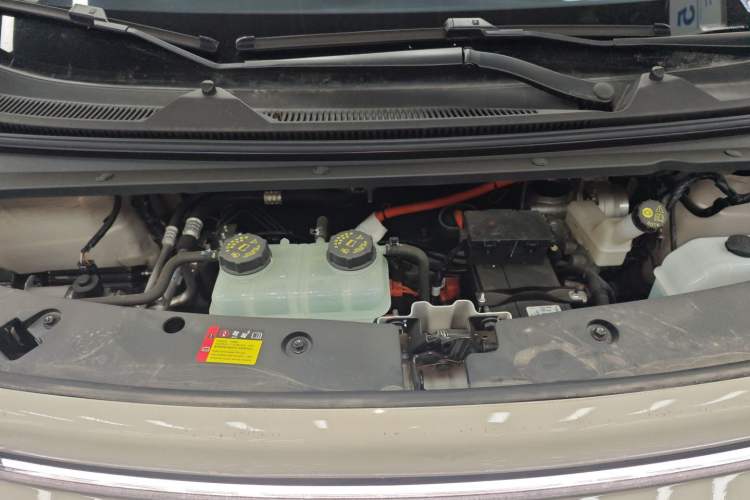 Used Baojun Cloud 2023 460 Max Lingxi Version Engine Bay