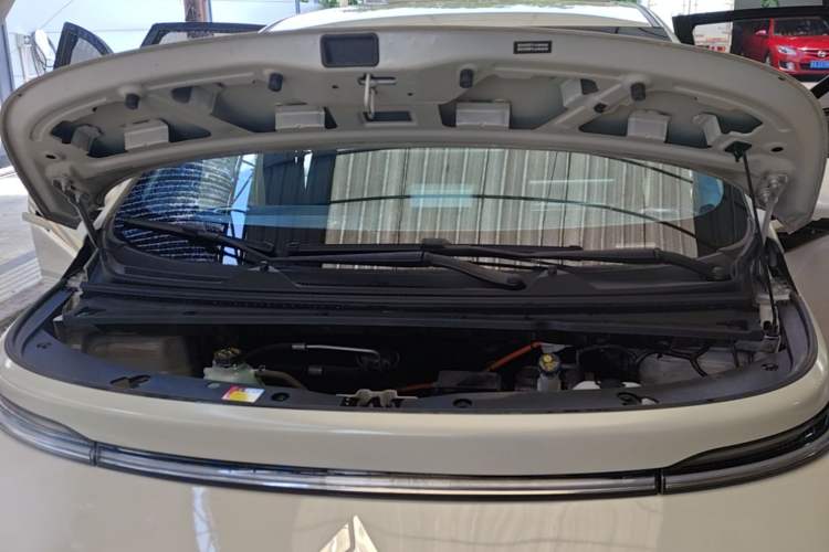 Used Baojun Cloud 2023 360 Pro Engine Bay