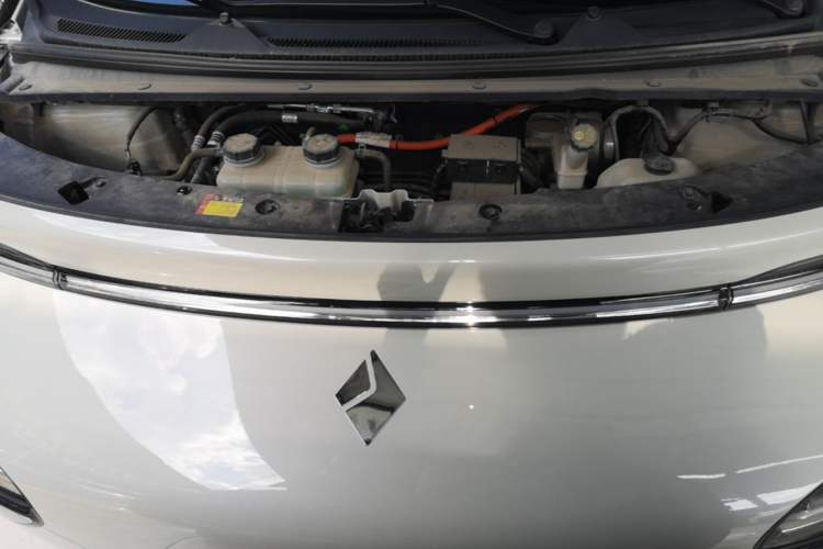 Used Baojun Cloud 2023 460 Max Engine Bay
