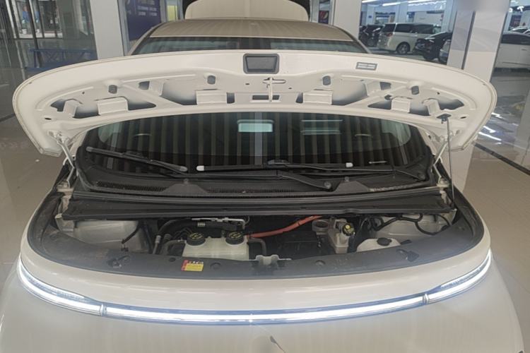 Used Baojun Cloud 2023 460 Pro Engine Bay