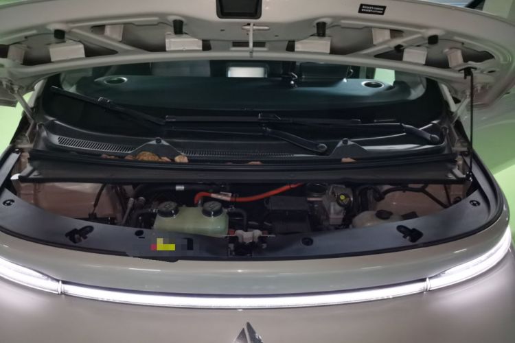 Used Baojun Cloud 2023 460 Max Engine Bay