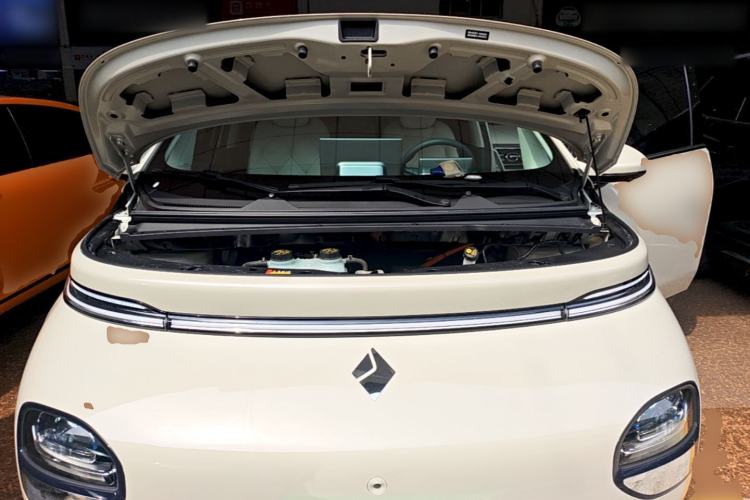 Used Baojun Cloud 2023 460 Pro Engine Bay