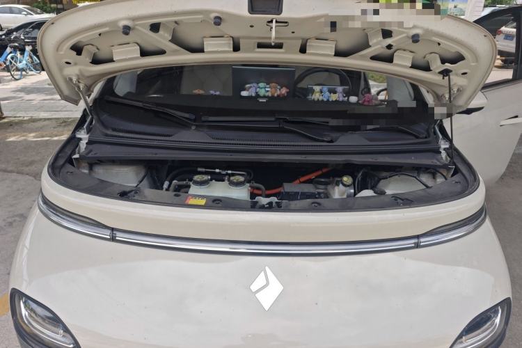 Used Baojun Cloud 2023 460 Max Lingxi Version Engine Bay