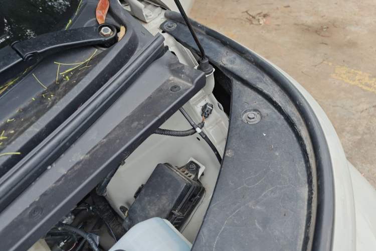 Used Baojun Cloud 2023 460 Max Engine Bay Left