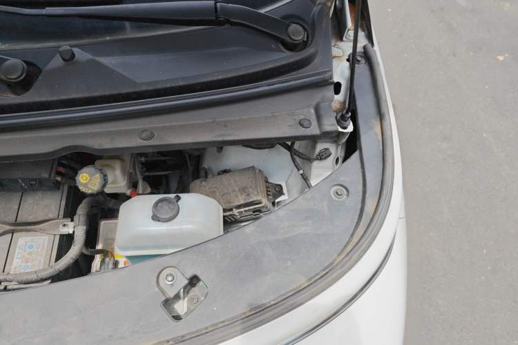 Used Baojun Cloud 2023 460 Plus Operational Exclusive Edition Engine Bay Left