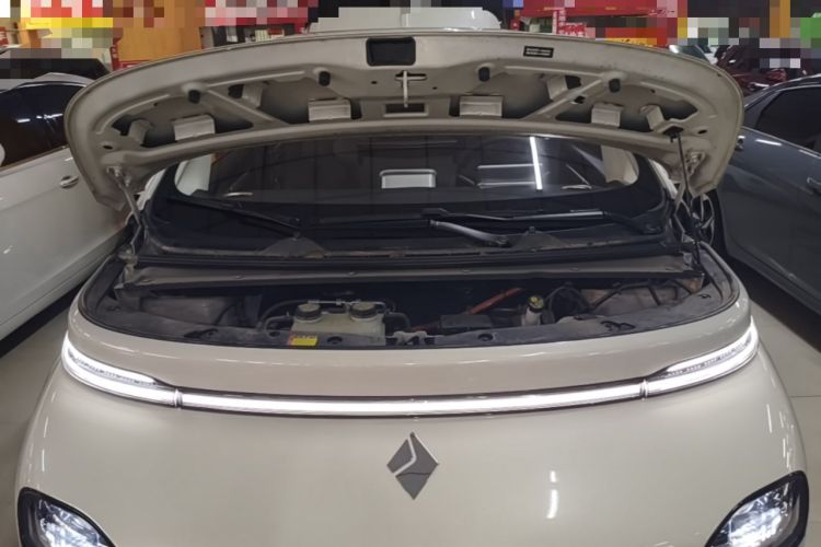 Used Baojun Cloud 2023 460 Pro Engine Bay