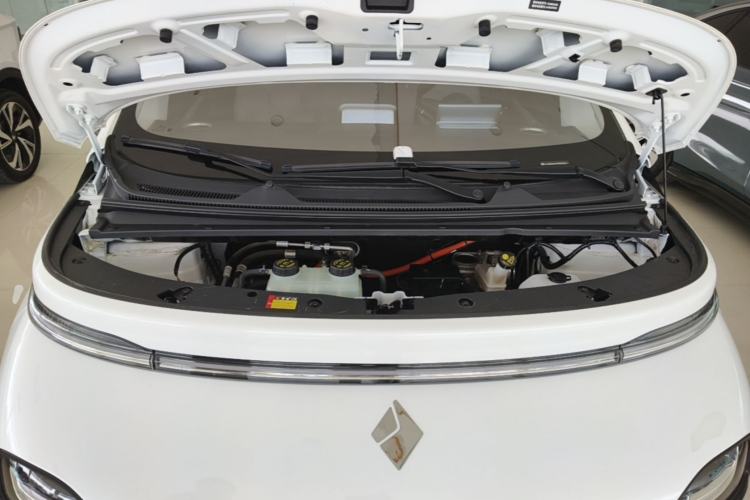 Used Baojun Cloud 2023 460 Plus Operational Exclusive Edition Engine Bay