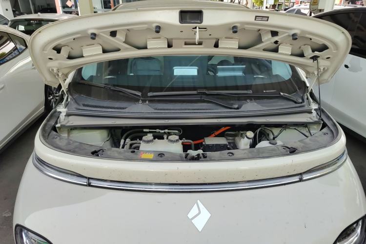 Used Baojun Cloud 2023 460 Pro Engine Bay