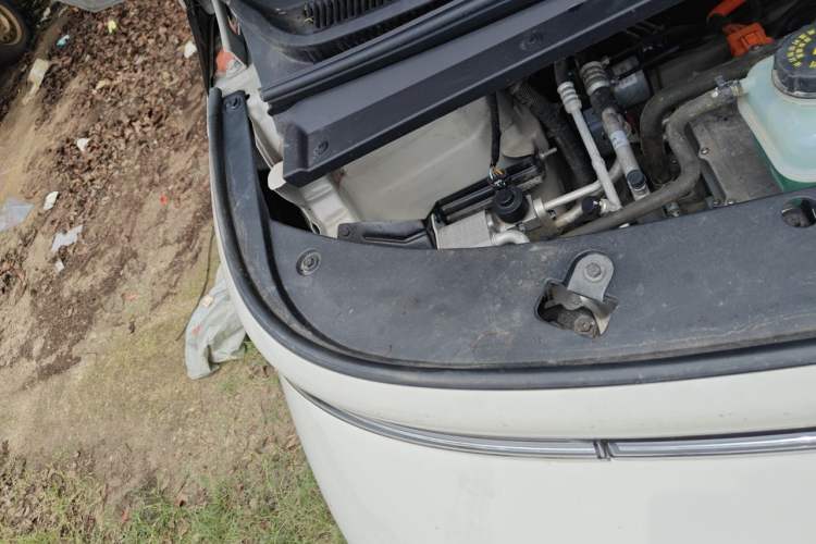 Used Baojun Cloud 2023 460 Max Engine Bay Right