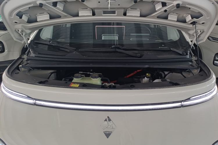 Used Baojun Cloud 2023 460 Max Engine Bay