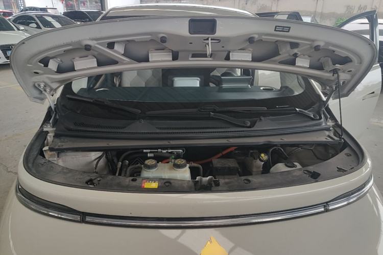 Used Baojun Cloud 2023 460 Pro Engine Bay