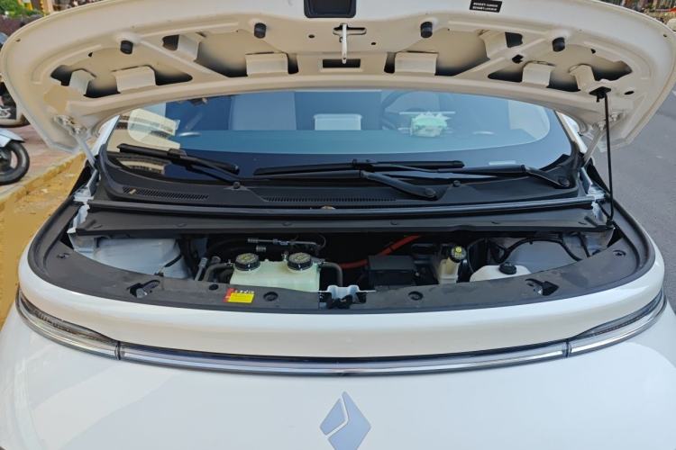 Used Baojun Cloud 2023 460 Max Engine Bay