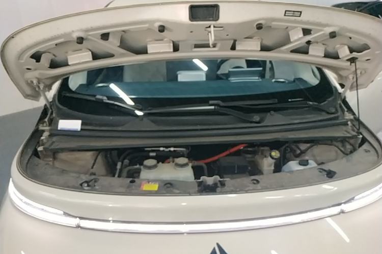 Used Baojun Cloud 2023 460 Pro Engine Bay