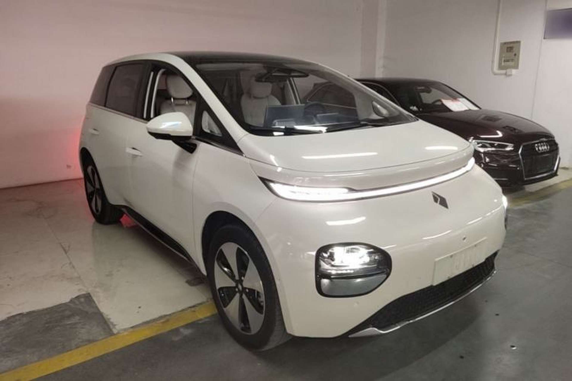 Used Baojun Cloud 2023 460 Pro Lingxi Version Exterior 1