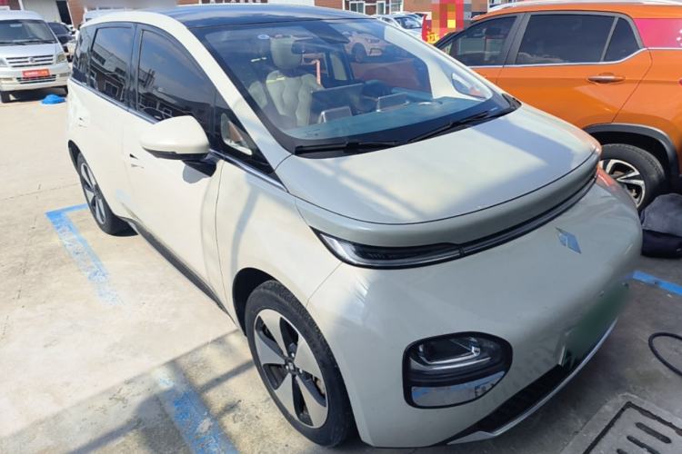 Used Baojun Cloud 2023 460 Max Exterior 1