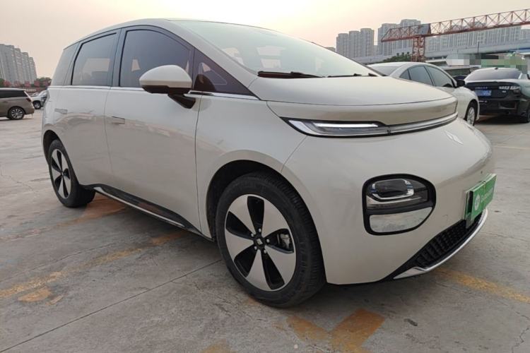 Used Baojun Cloud 2023 460 Pro Exterior 1