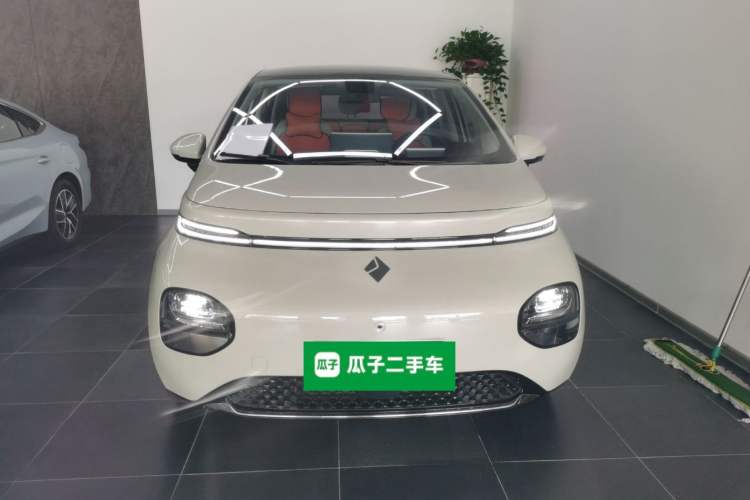 Used Baojun Cloud 2023 460 Max Exterior 1