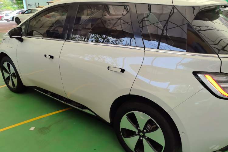 Used Baojun Cloud 2023 460 Max Lingxi Version Exterior 3