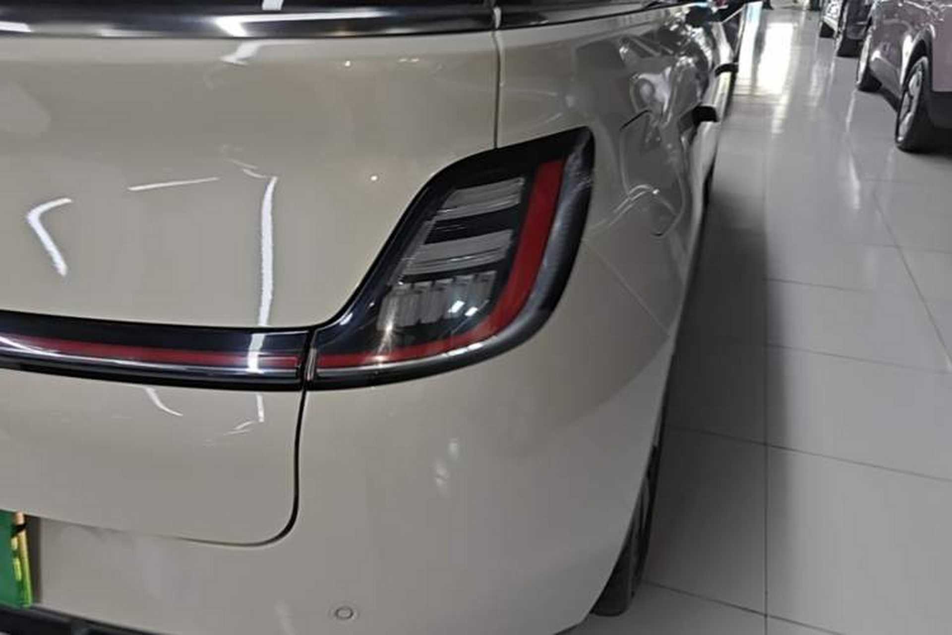 Used Baojun Cloud 2023 460 Max Exterior 3